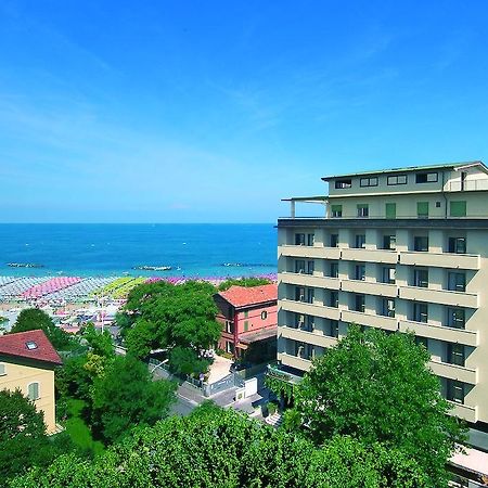 Hotel Acropolis Cattolica Exterior photo